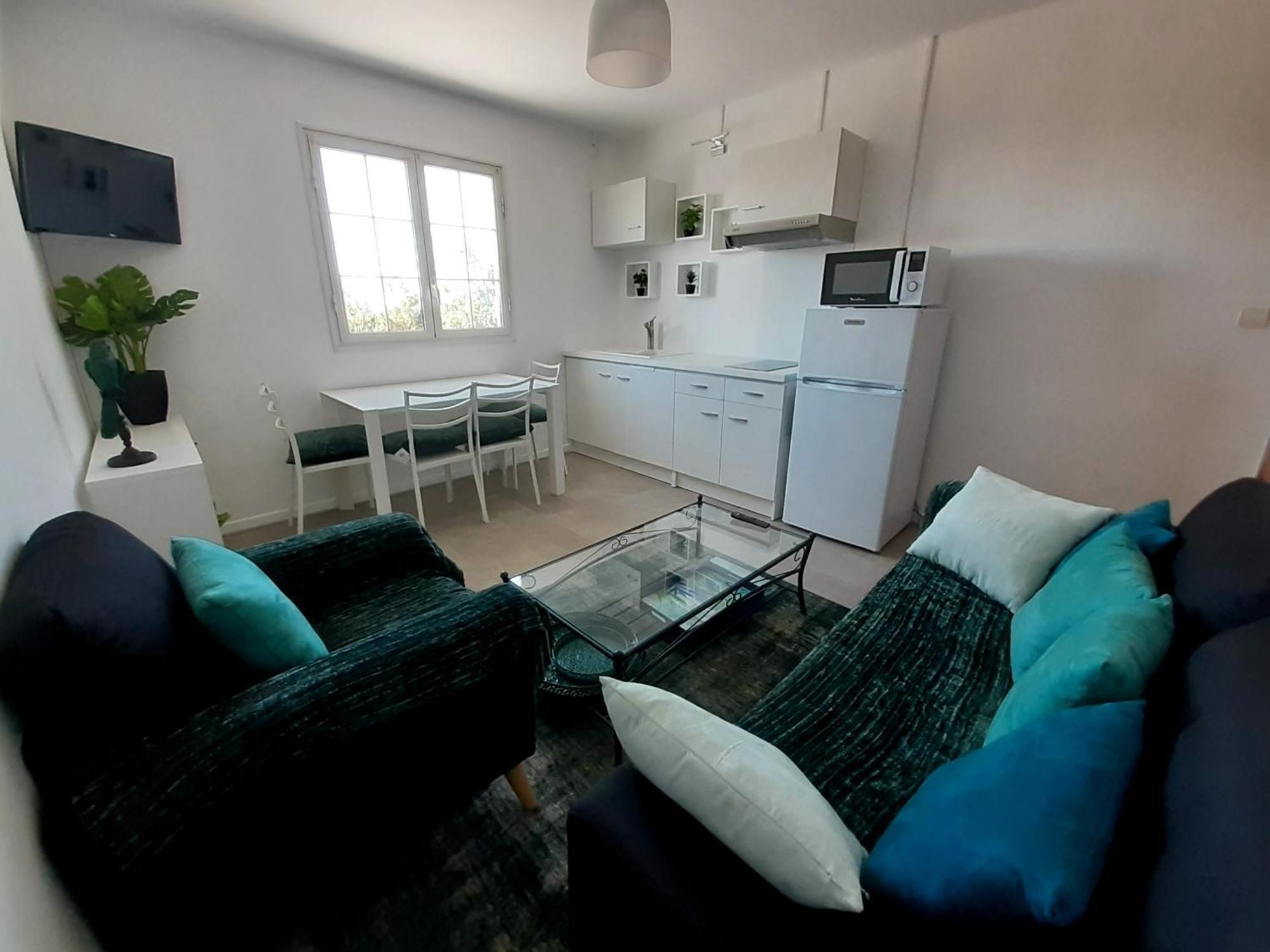 Joli Appartement, Piscine, Jacuzzi Sainte-Suzanne Luaran gambar